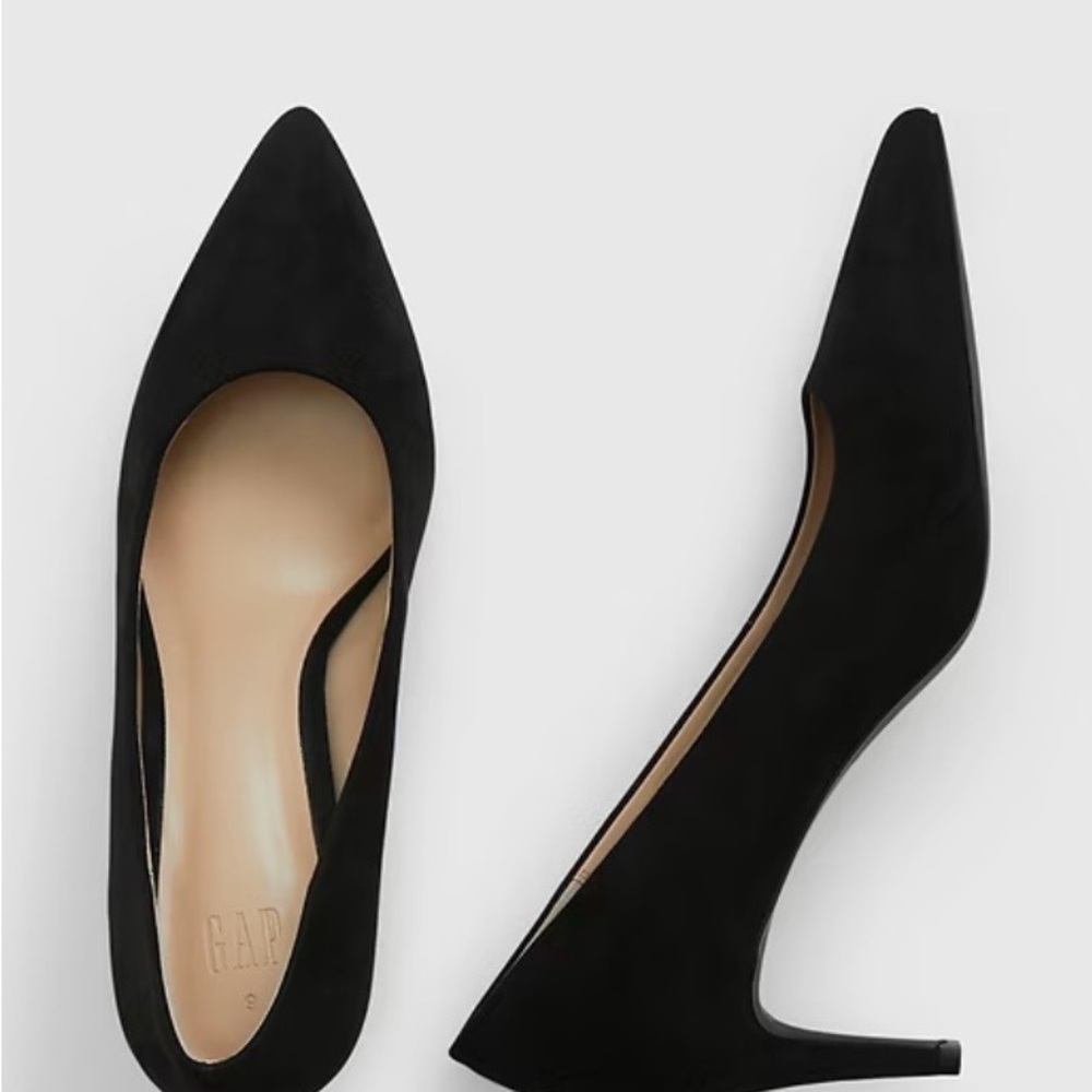 GAP Classic Faux Suede Black Pointed-Toe Women's Pump Size 8 - Picture 2 of 12